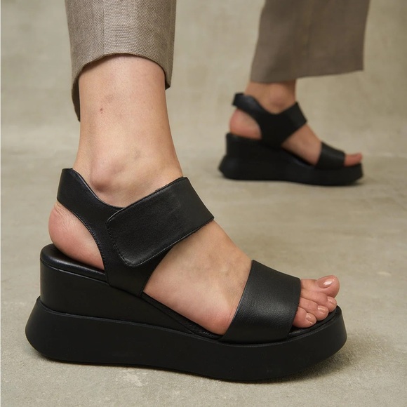 Lonza Chunky Platform Sandal - Picture 5 of 11
